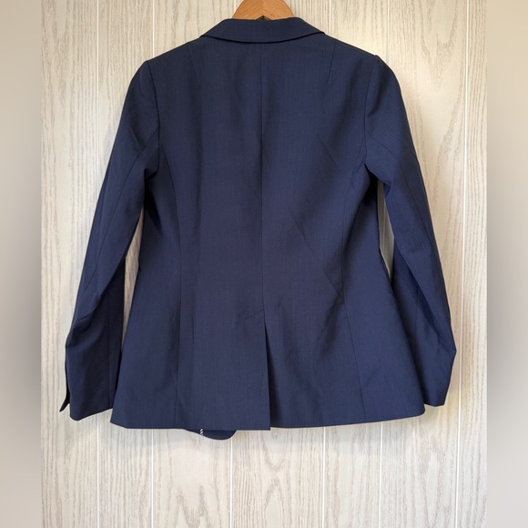 Banana Republic Long and Lean Navy Blue Blazer Size 2 EUC - Picture 5 of 5